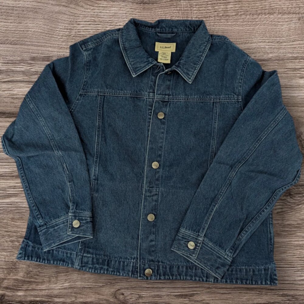 LL Bean Denim Jean Jacket Trucker Womens Regular XL New in Package